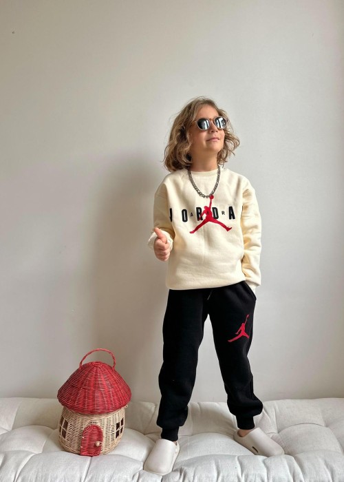 Erkek Çocuk Jordan Yazılı Şardonlu Takım (Krem)